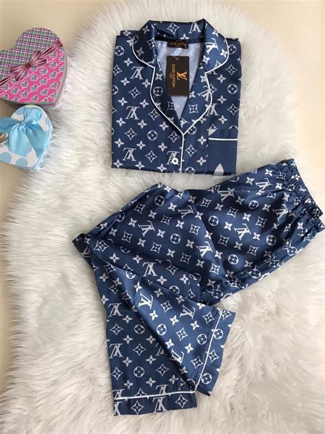 louis vuitton pyjama damen|louis vuitton pajama set.